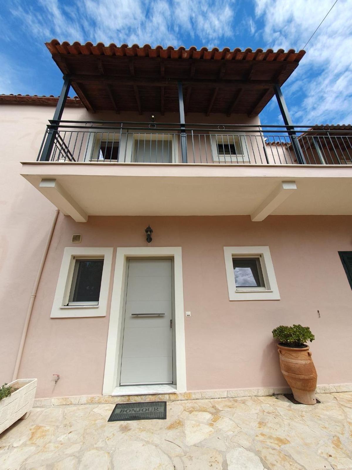 Emily'S Apartments Kassiopi Buitenkant foto